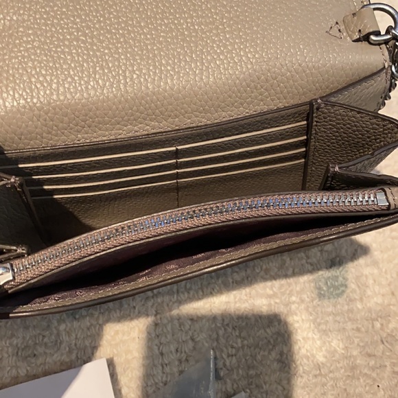 NWT Auth Tory Burch Britten chain wallet - Picture 8 of 12